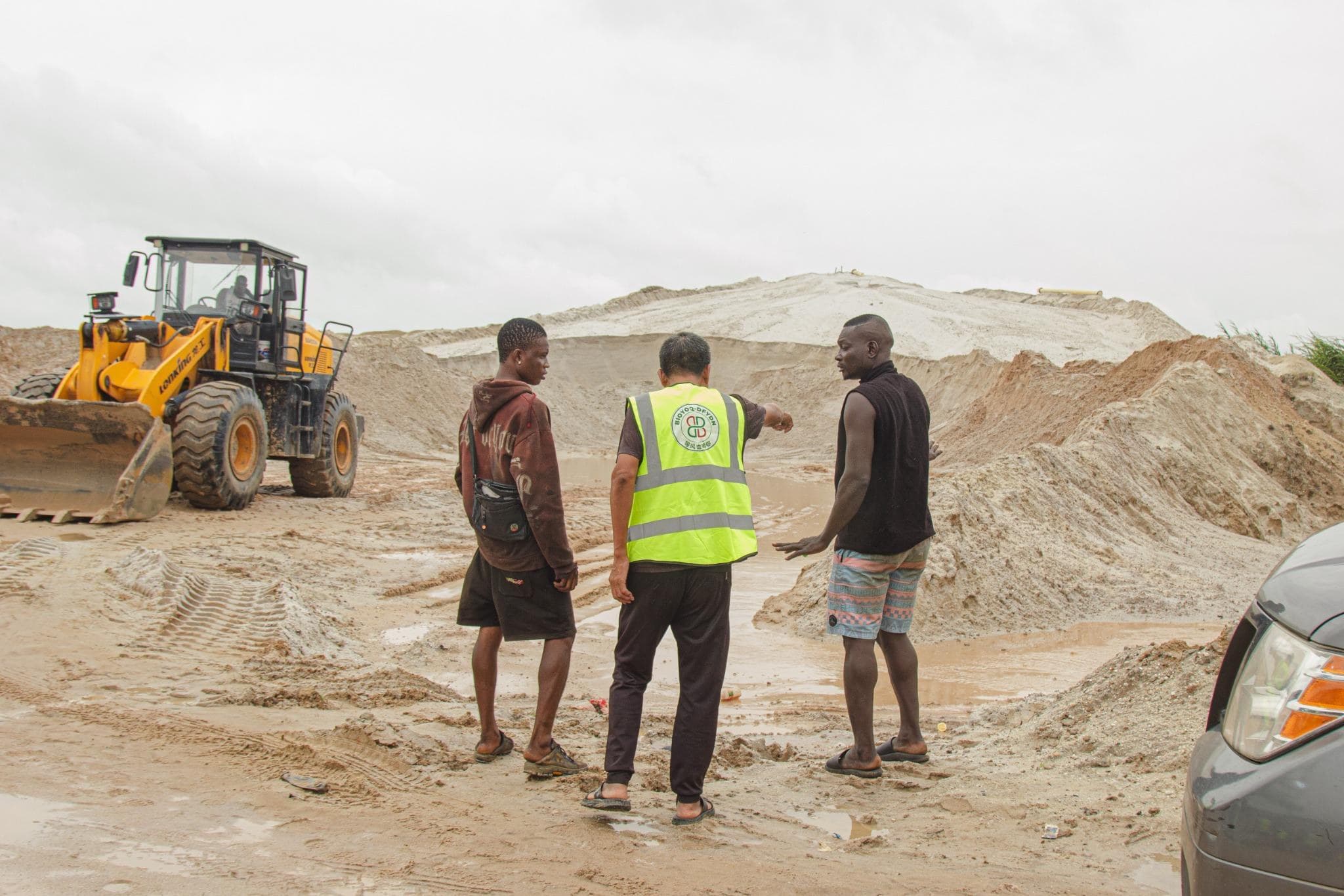 BIOYOQ personnel supervising reclamation earthworks